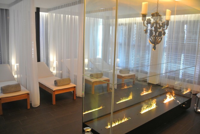Kameha Grand Relax Room Lounge